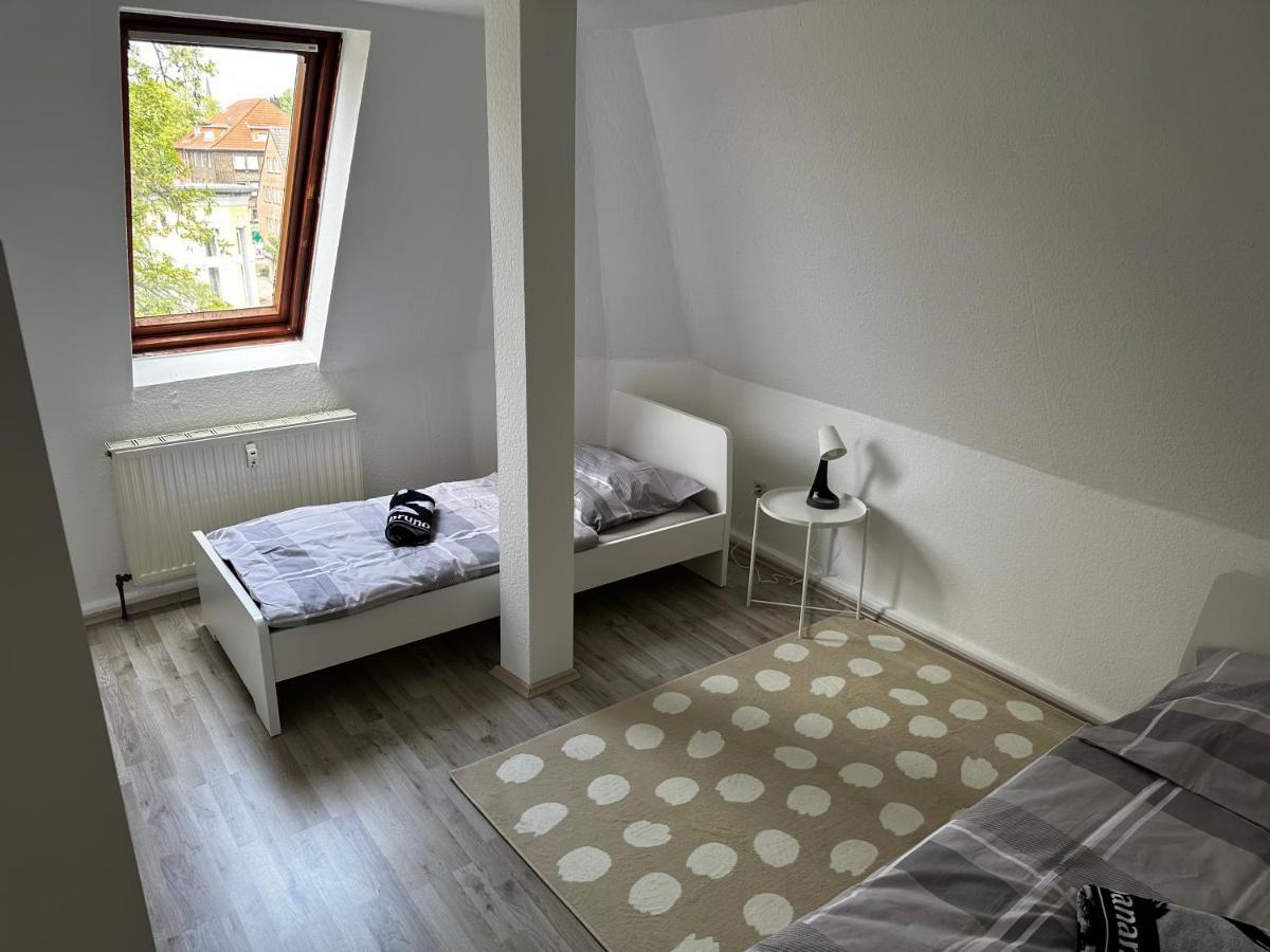 A&V Apartments Schoene Dachgeschoss Wohnung Apt Sterne Гельзенкірхен Екстер'єр фото